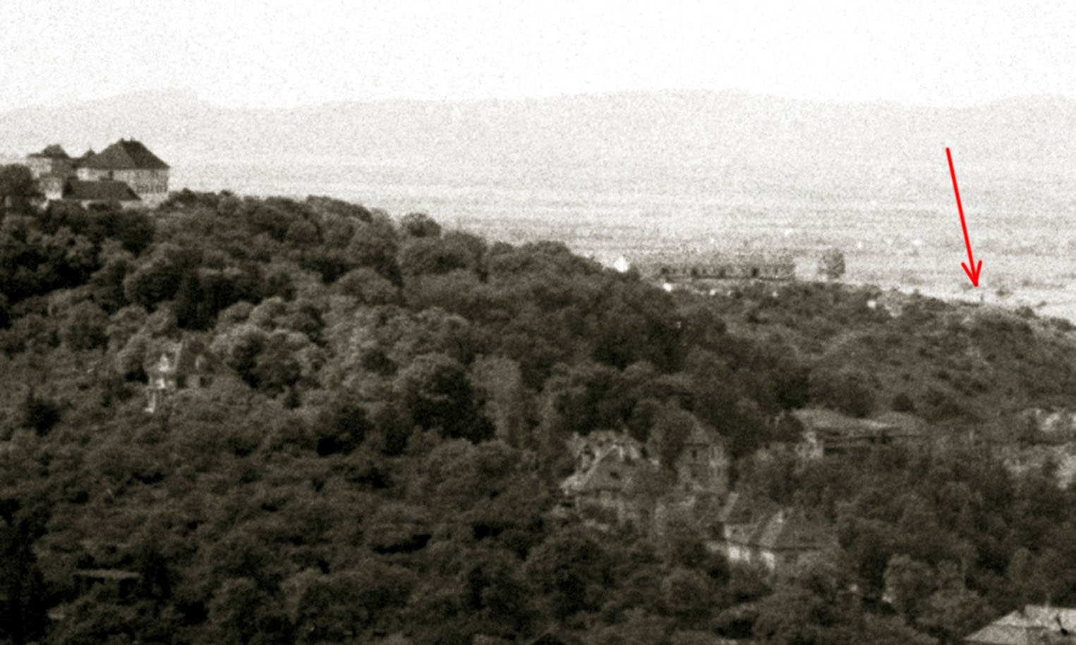 foto Brasov | detaliu - obeliscul meridianului