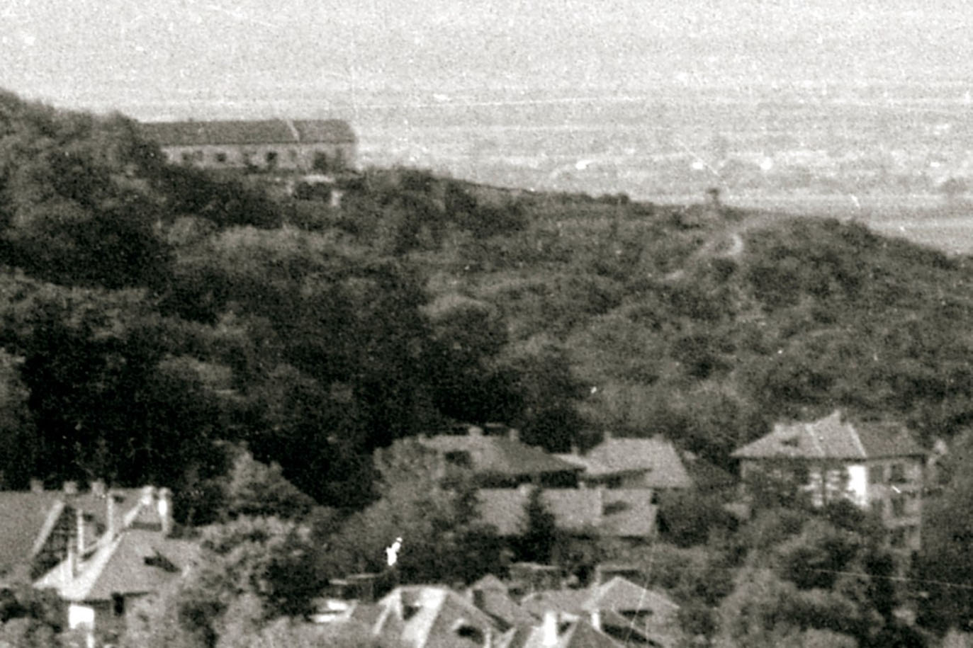 foto Brasov | detaliu - obeliscul meridianului